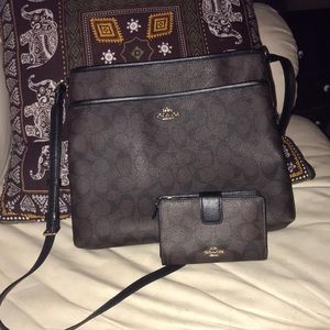 Coach Bag w/ Matching Wallet 💞💞